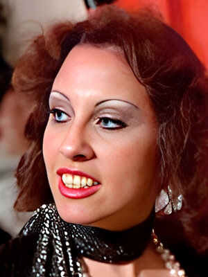 Моника Старр