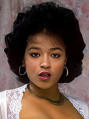 Нина ДеПонса