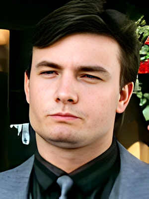 Трой Таньер