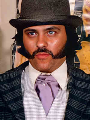 Грей Дэниелс