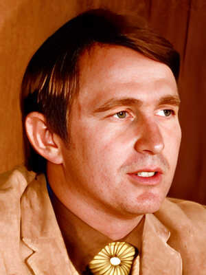 Билли Бойер