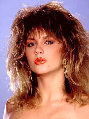 Алисия Моне