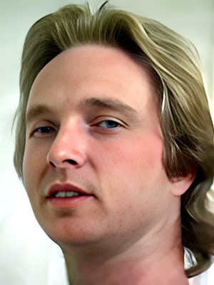 Стив Пауэрс