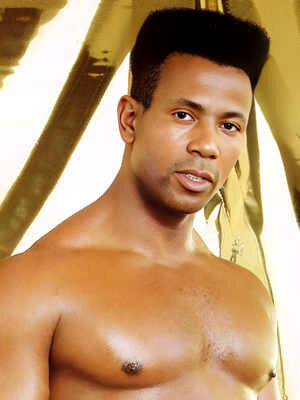 Рэй Виктори